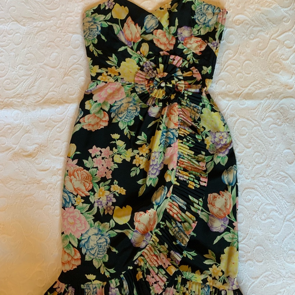 Vintage Albert Nipon cocktail dress 100% silk